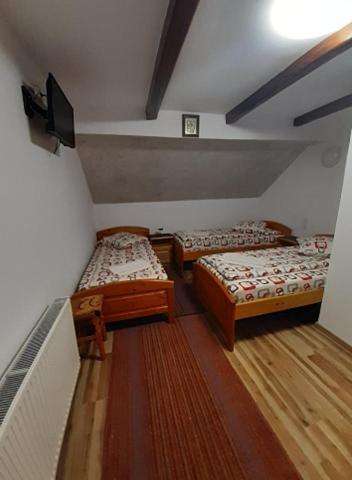 Pensiunea Razvan Gura Rîului Exterior foto